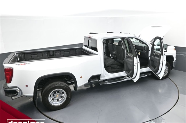 new 2026 Chevrolet Silverado 3500HD car, priced at $76,100