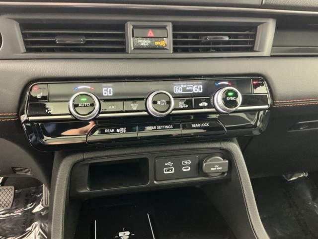 new 2025 Honda Pilot car, priced at $51,350