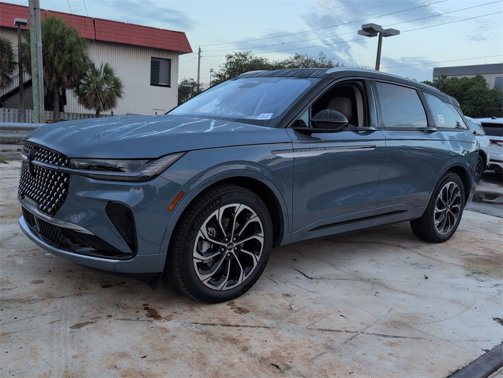 new 2025 Lincoln Nautilus car, priced at $64,824