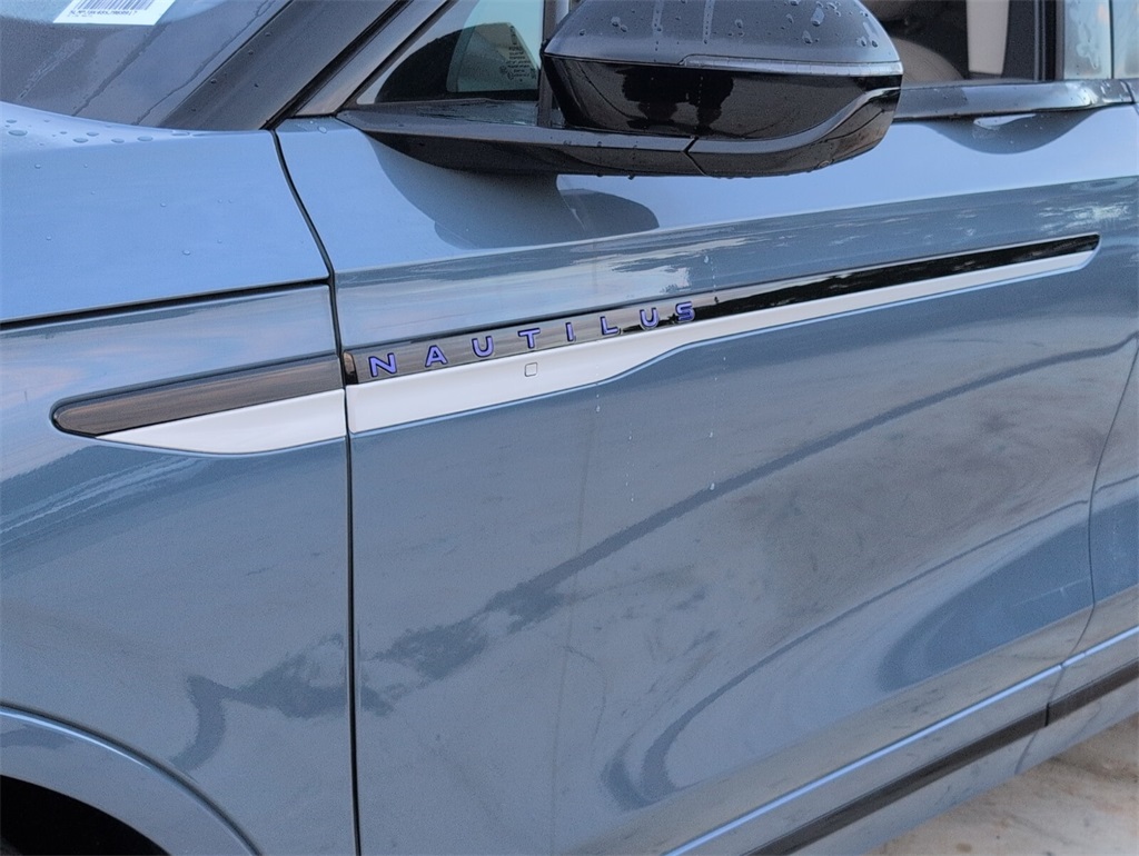 new 2025 Lincoln Nautilus car, priced at $64,824
