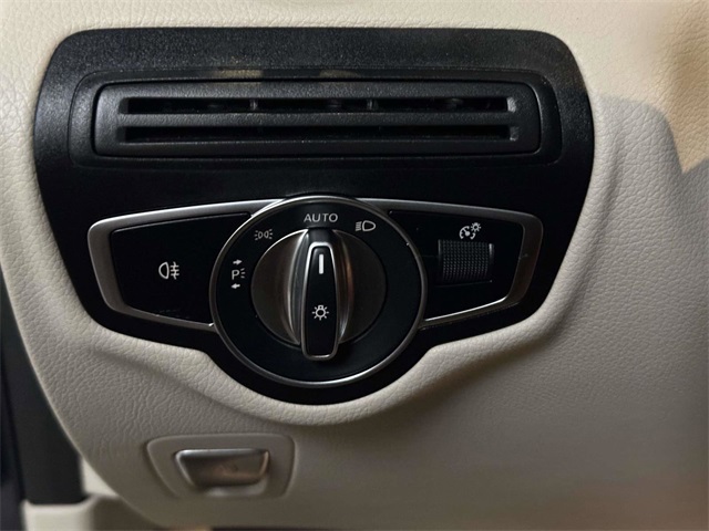 used 2022 Mercedes-Benz GLC car, priced at $37,991