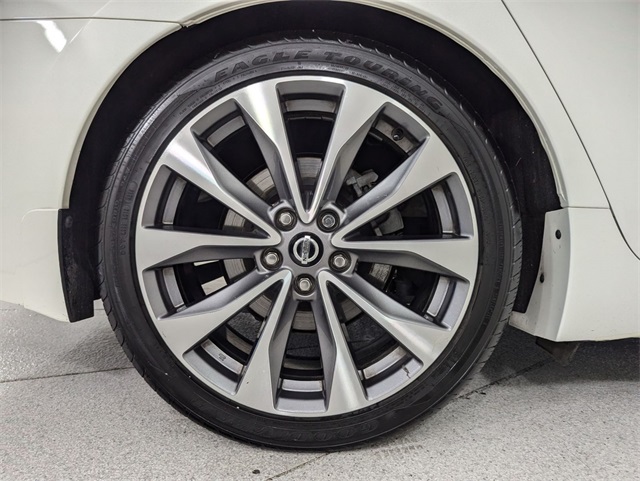used 2020 Nissan Maxima car, priced at $25,281