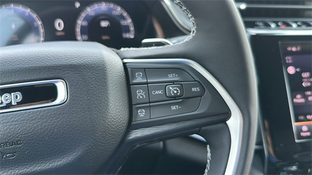 new 2025 Jeep Grand Cherokee car, priced at $42,848