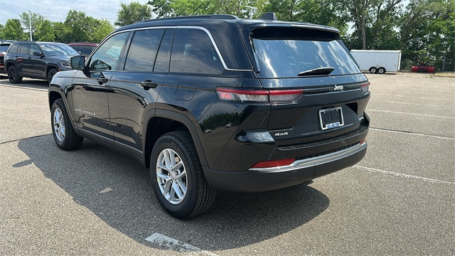 new 2025 Jeep Grand Cherokee car, priced at $42,848