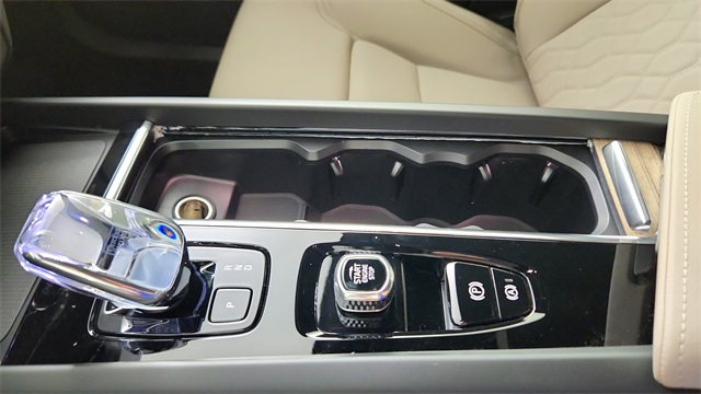 new 2026 Volvo XC60 car, priced at $57,985