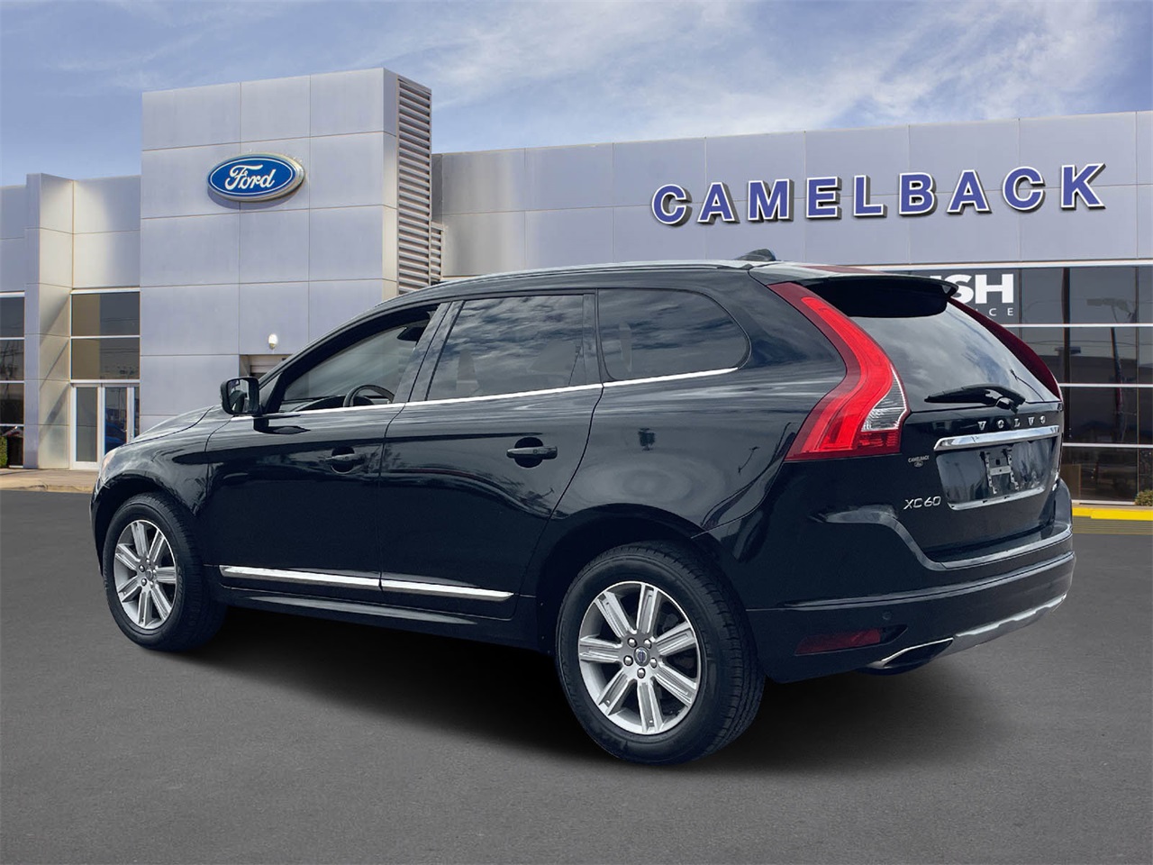 used 2016 Volvo XC60 car, priced at $16,222