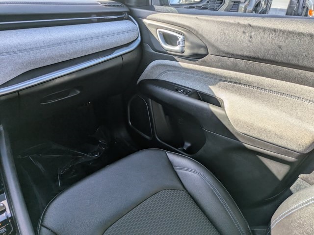 used 2024 Jeep Compass car, priced at $19,410