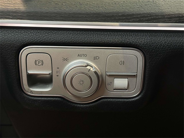 used 2022 Mercedes-Benz GLE car, priced at $51,991