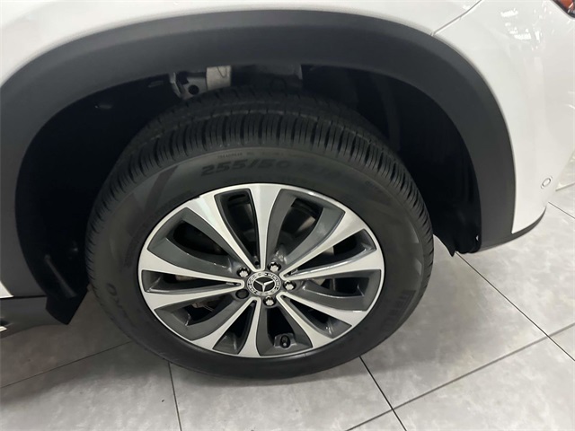 used 2022 Mercedes-Benz GLE car, priced at $51,991