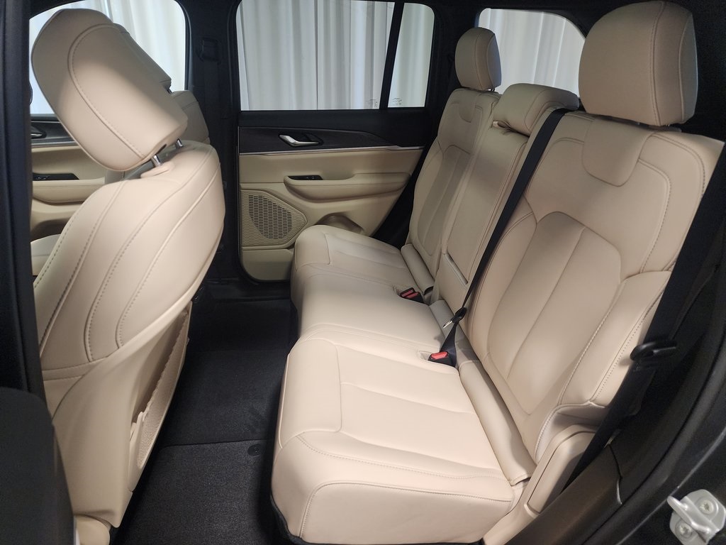 new 2025 Jeep Grand Cherokee car, priced at $49,866