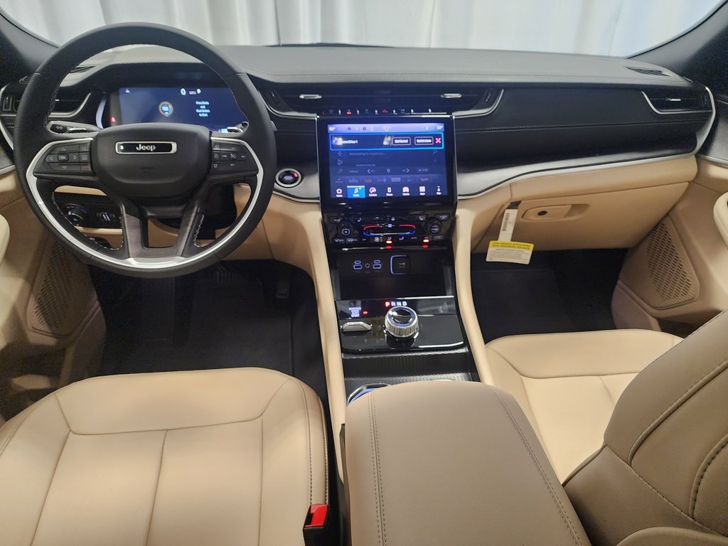 new 2025 Jeep Grand Cherokee car, priced at $49,866