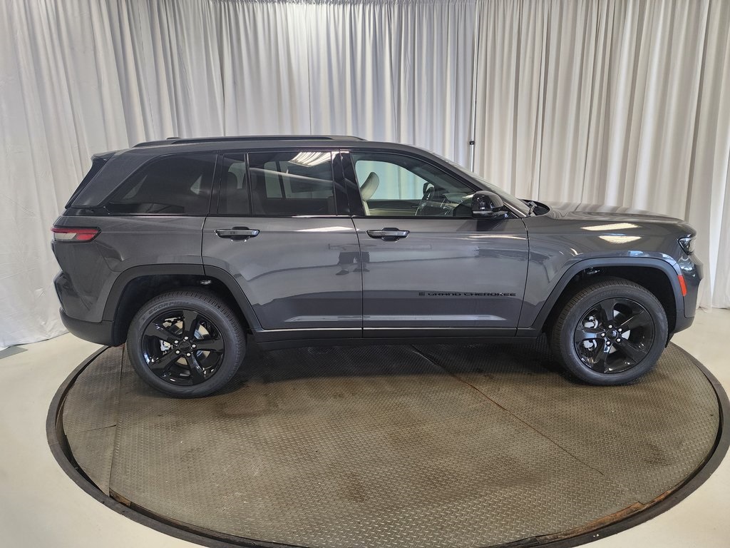 new 2025 Jeep Grand Cherokee car, priced at $49,866