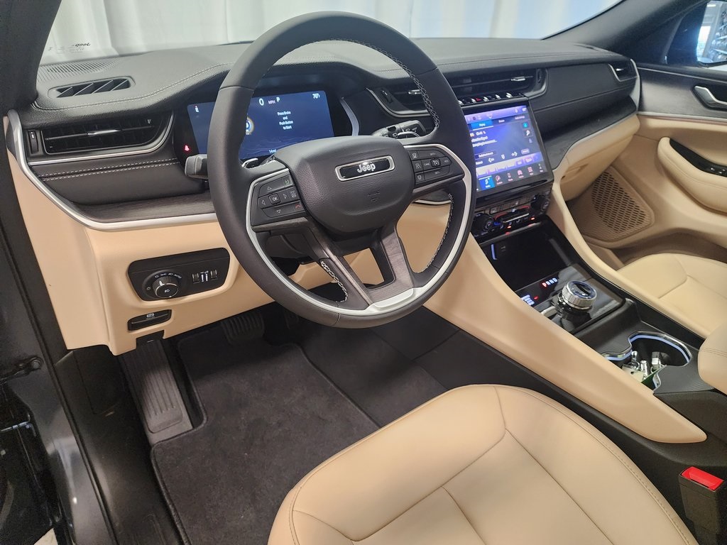 new 2025 Jeep Grand Cherokee car, priced at $49,866