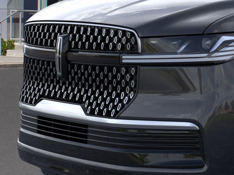 new 2025 Lincoln Navigator car, priced at $102,940