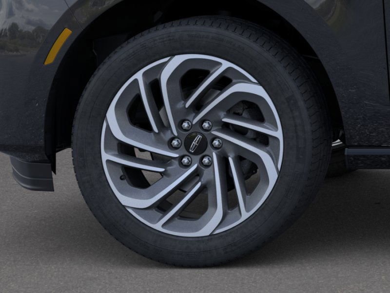 new 2025 Lincoln Navigator car, priced at $102,940