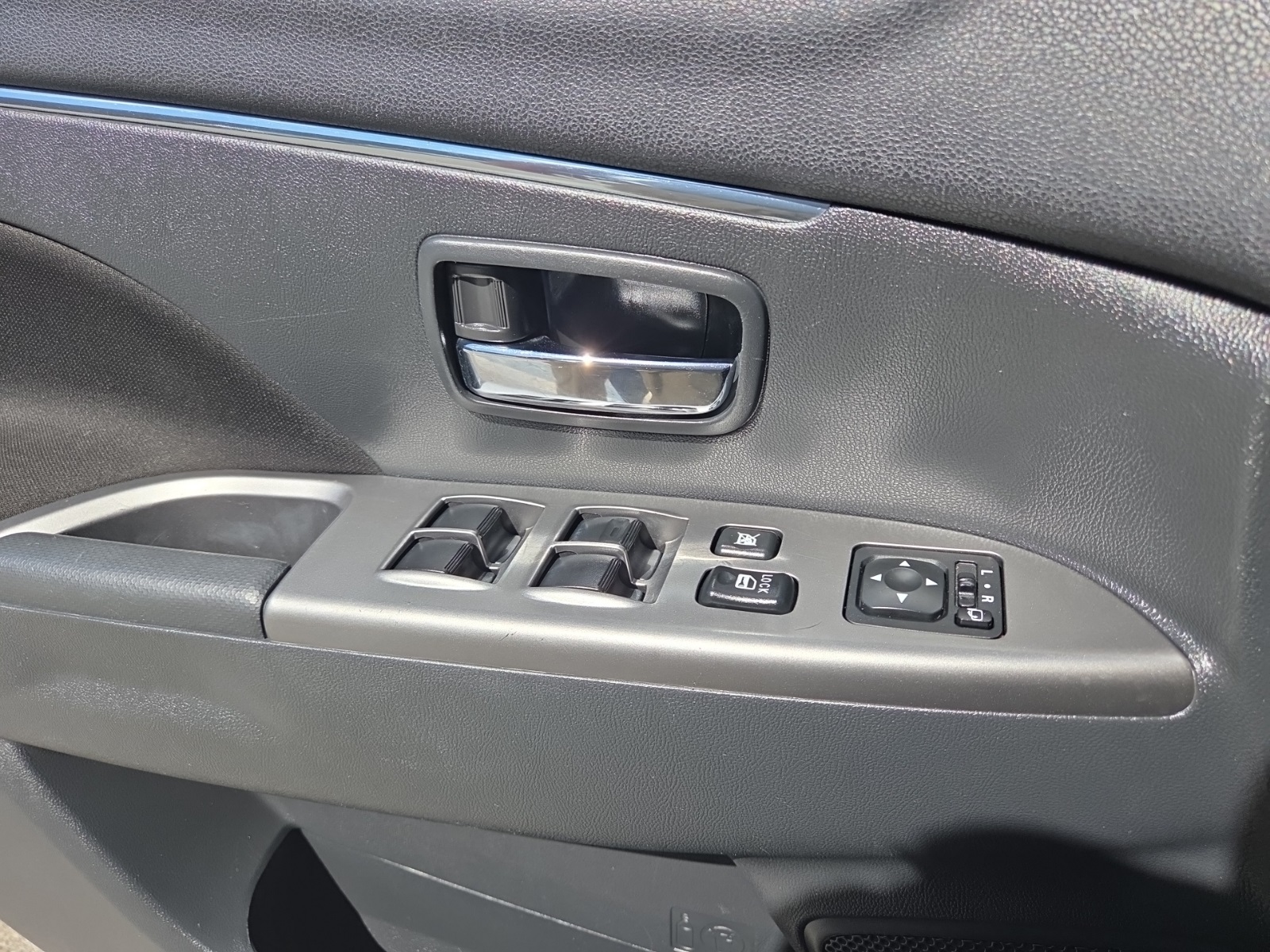used 2021 Mitsubishi Outlander Sport car, priced at $15,900