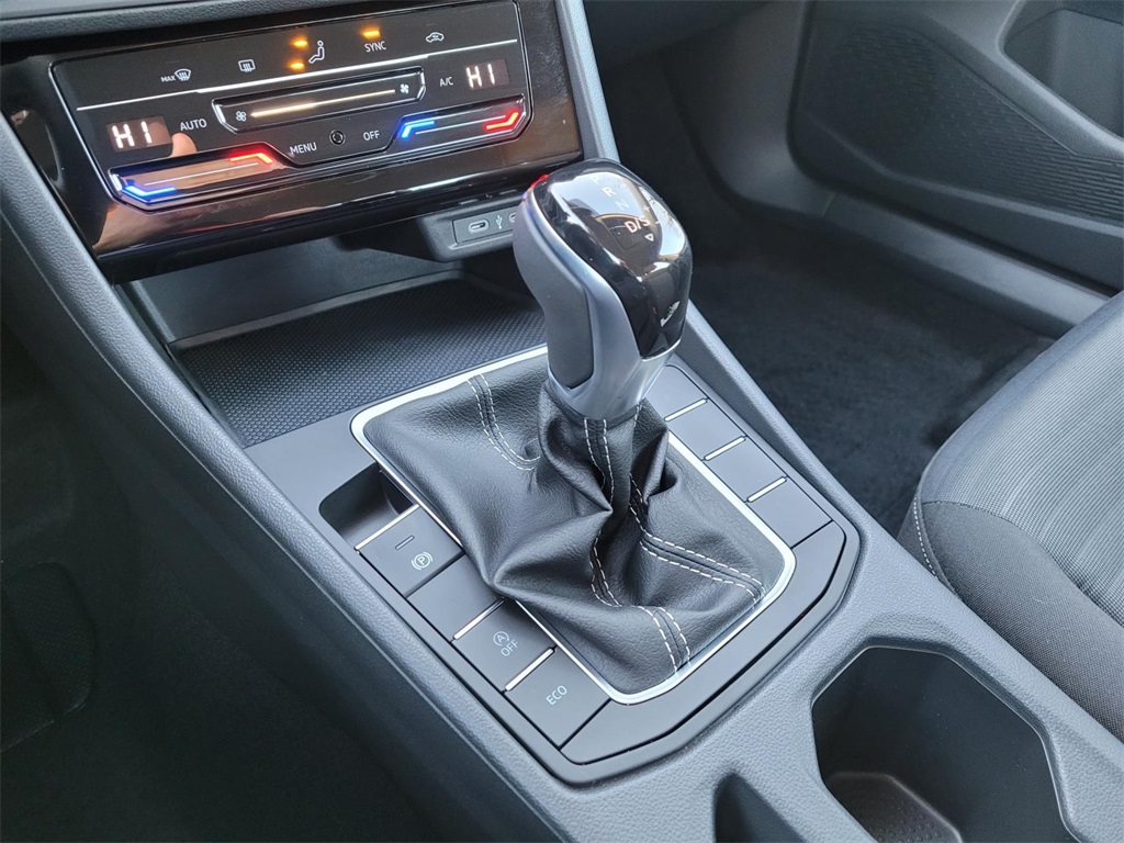 used 2025 Volkswagen Jetta car, priced at $20,562