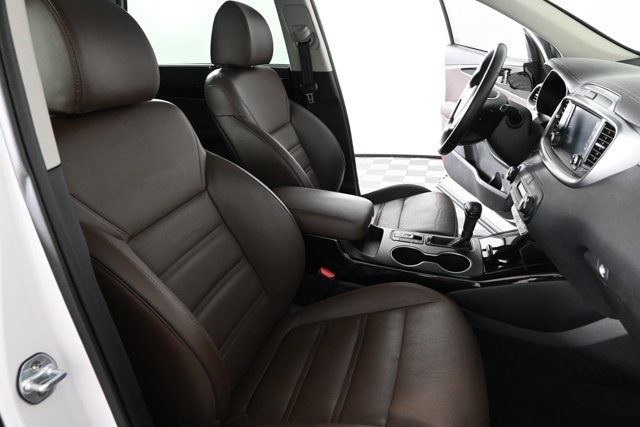 used 2019 Kia Sorento car, priced at $19,798