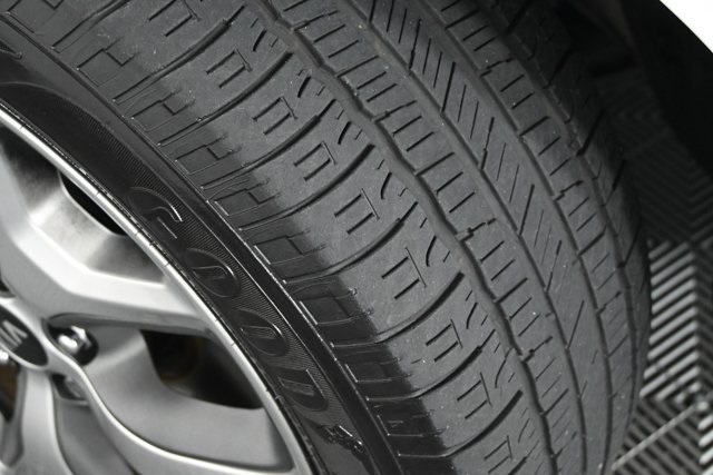 used 2019 Kia Sorento car, priced at $19,798