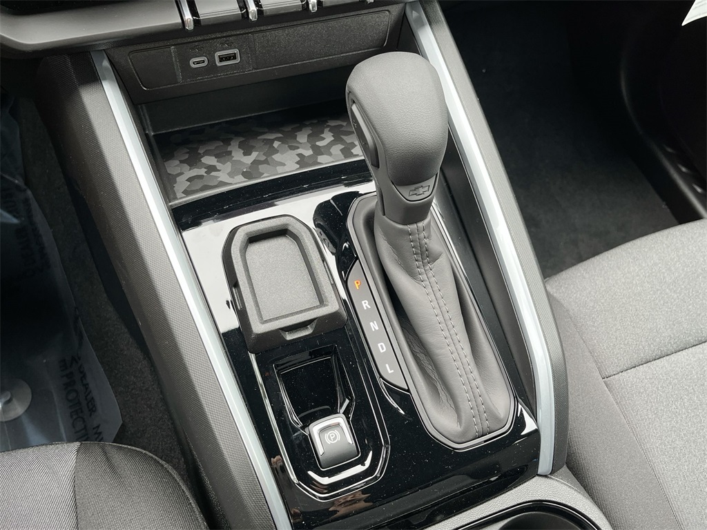 new 2025 Chevrolet Colorado car, priced at $32,416