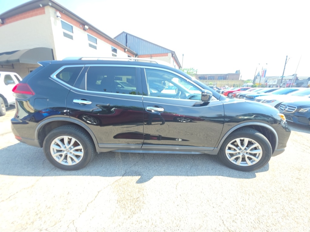 used 2020 Nissan Rogue car, priced at $13,595