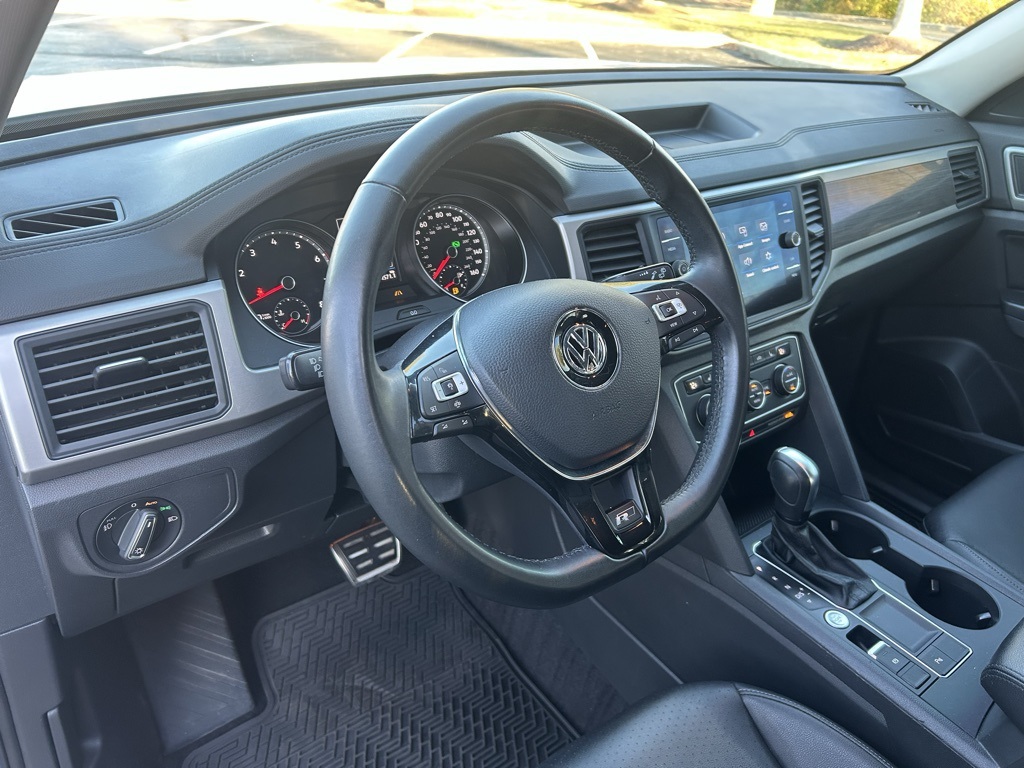 used 2020 Volkswagen Atlas car, priced at $18,752
