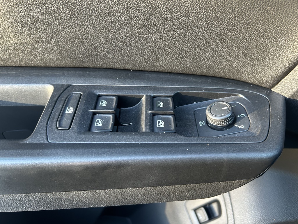 used 2020 Volkswagen Atlas car, priced at $18,752