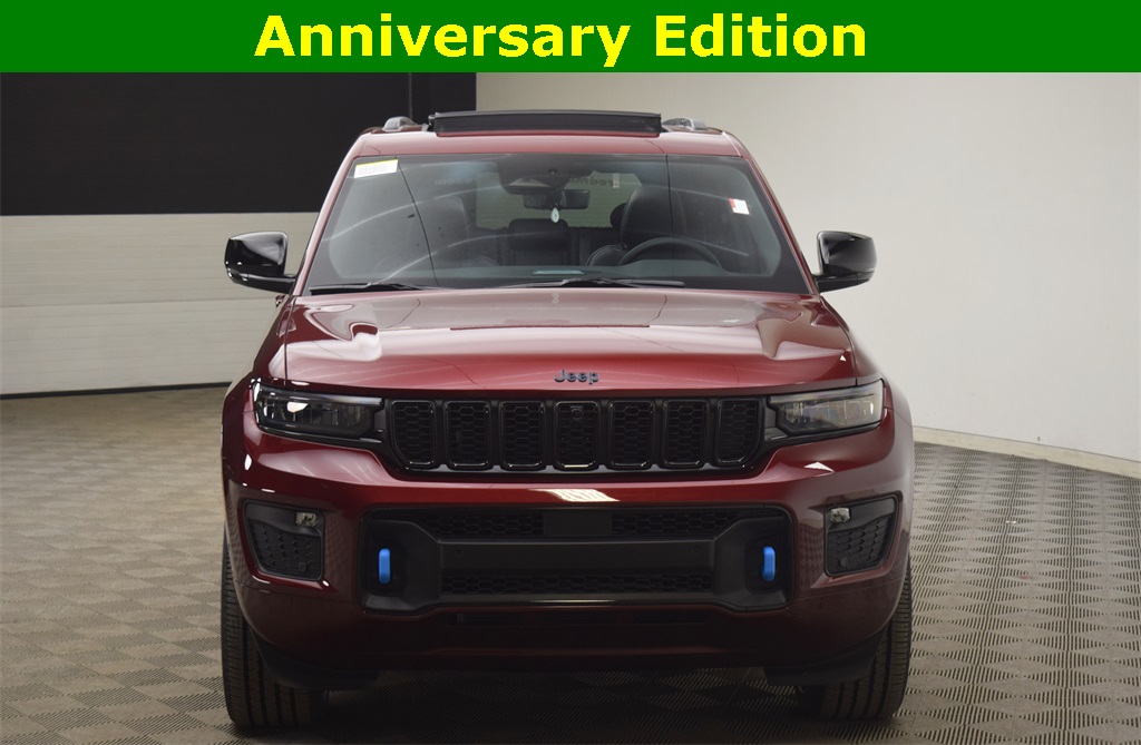 new 2025 Jeep Grand Cherokee car, priced at $55,592