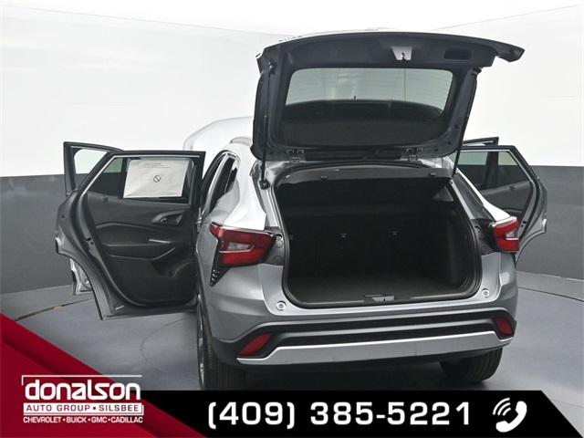 new 2026 Chevrolet Trax car, priced at $25,090