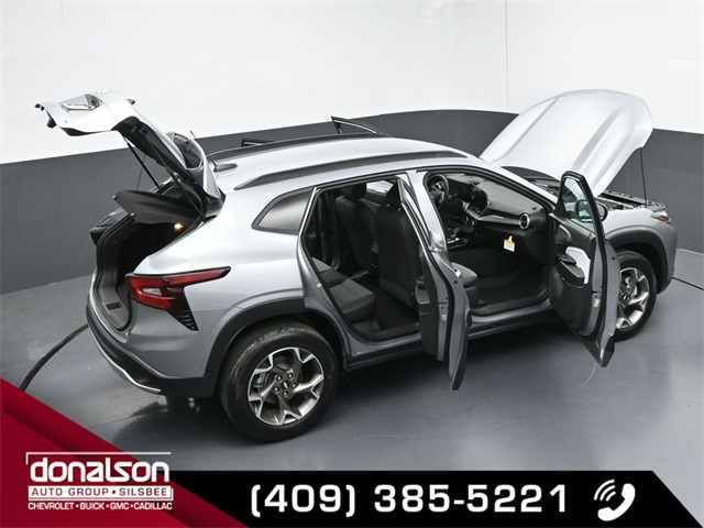 new 2026 Chevrolet Trax car, priced at $25,090