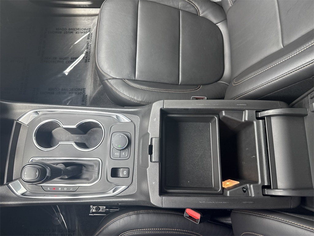 used 2020 Chevrolet Traverse car, priced at $29,599