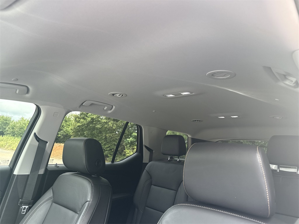 used 2020 Chevrolet Traverse car, priced at $29,599