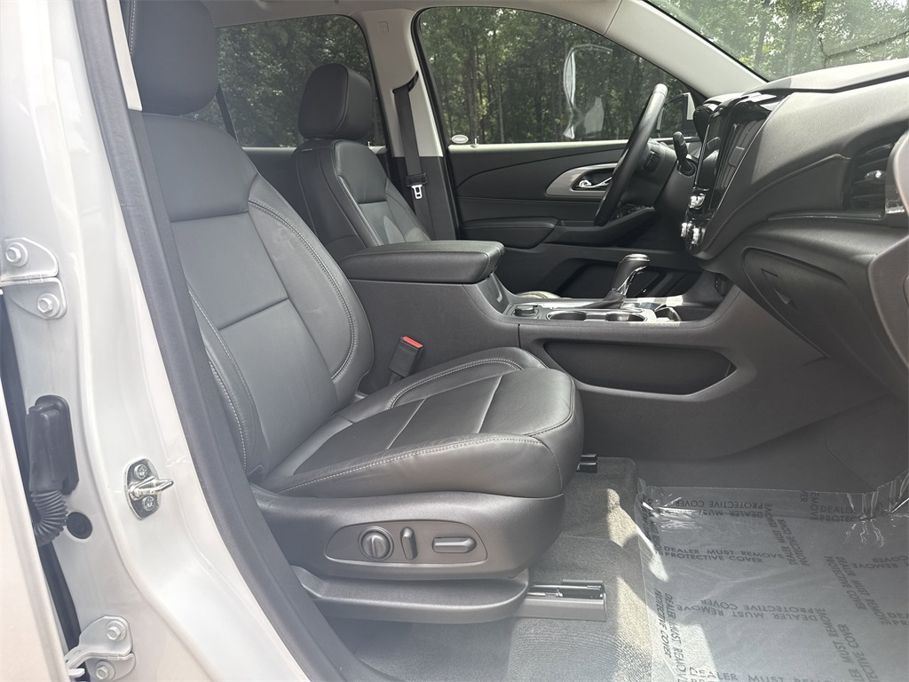 used 2020 Chevrolet Traverse car, priced at $29,599