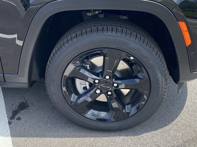 new 2025 Jeep Grand Cherokee L car, priced at $50,464