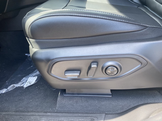 new 2025 Jeep Grand Cherokee L car, priced at $50,464