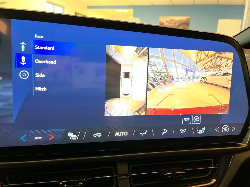 new 2025 Chevrolet Equinox EV car, priced at $41,461