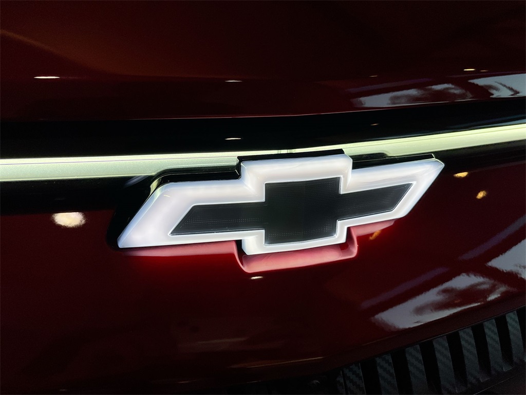 new 2025 Chevrolet Equinox EV car, priced at $41,461