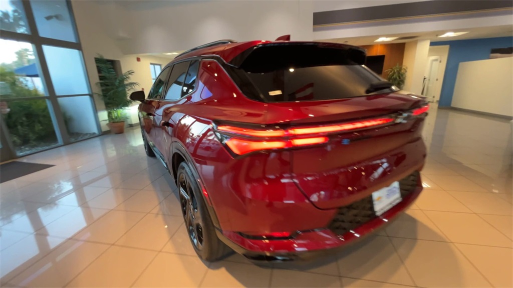 new 2025 Chevrolet Equinox EV car, priced at $41,461