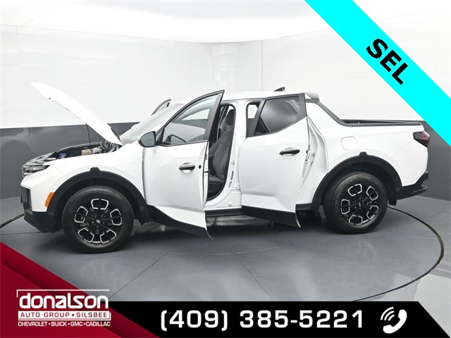 used 2023 Hyundai Santa Cruz car, priced at $22,375