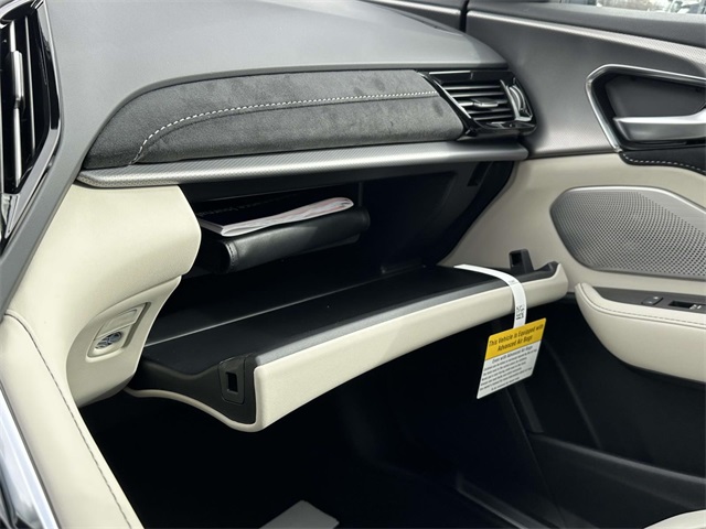 new 2025 Acura RDX car, priced at $56,400