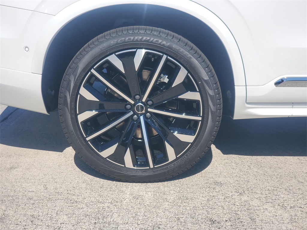 new 2026 Volvo XC90 car, priced at $72,075