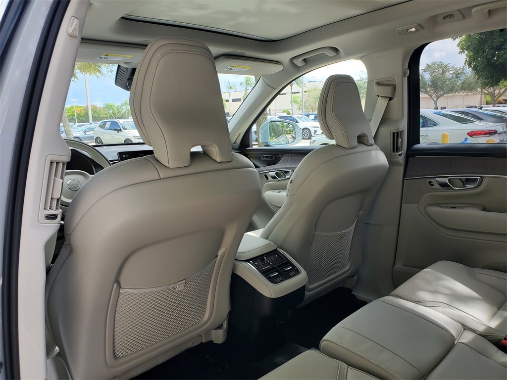 new 2026 Volvo XC90 car, priced at $72,075