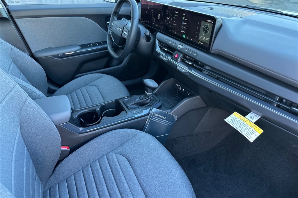 new 2025 Kia K4 car, priced at $25,185