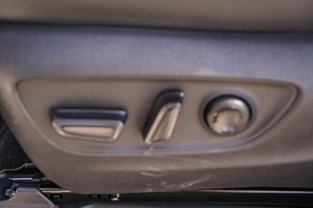 new 2025 Toyota Sienna car, priced at $60,183
