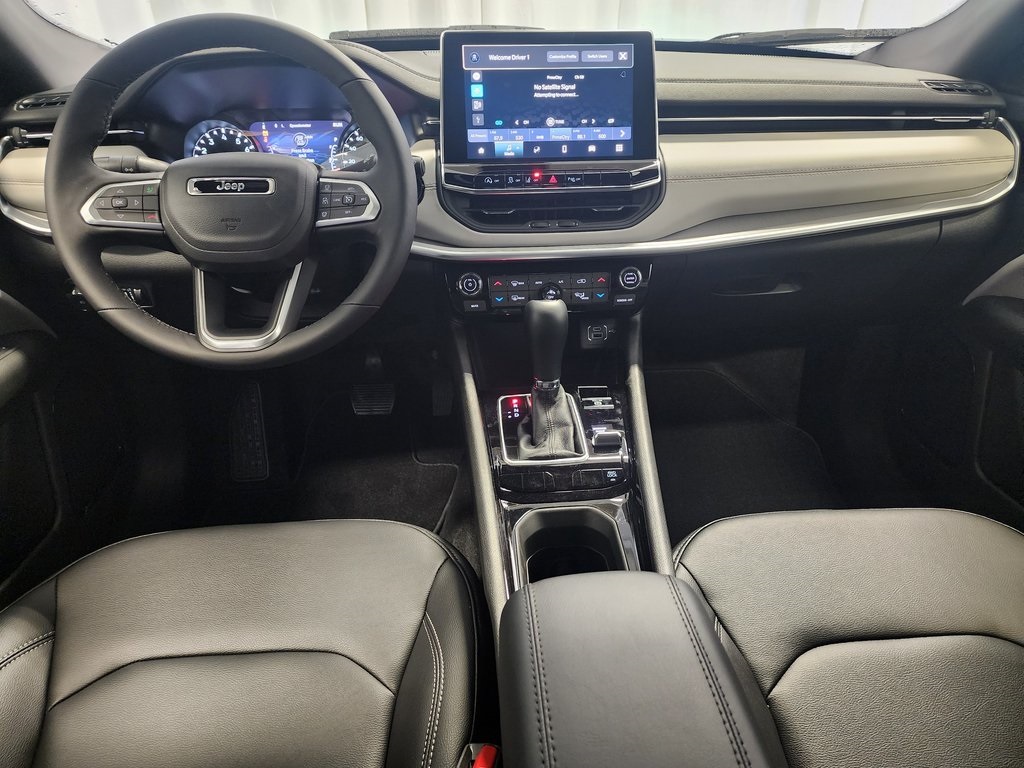 new 2025 Jeep Compass car, priced at $30,465