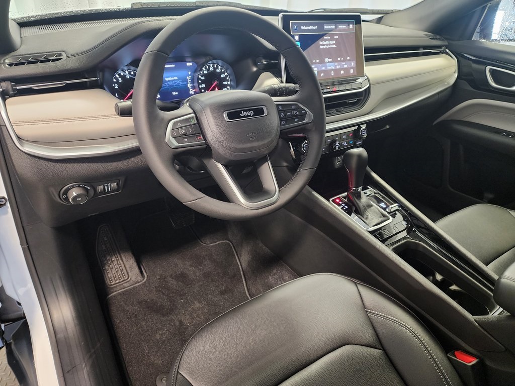 new 2025 Jeep Compass car, priced at $30,465