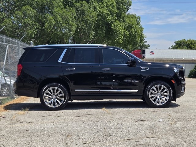 used 2022 GMC Yukon car, priced at $58,900