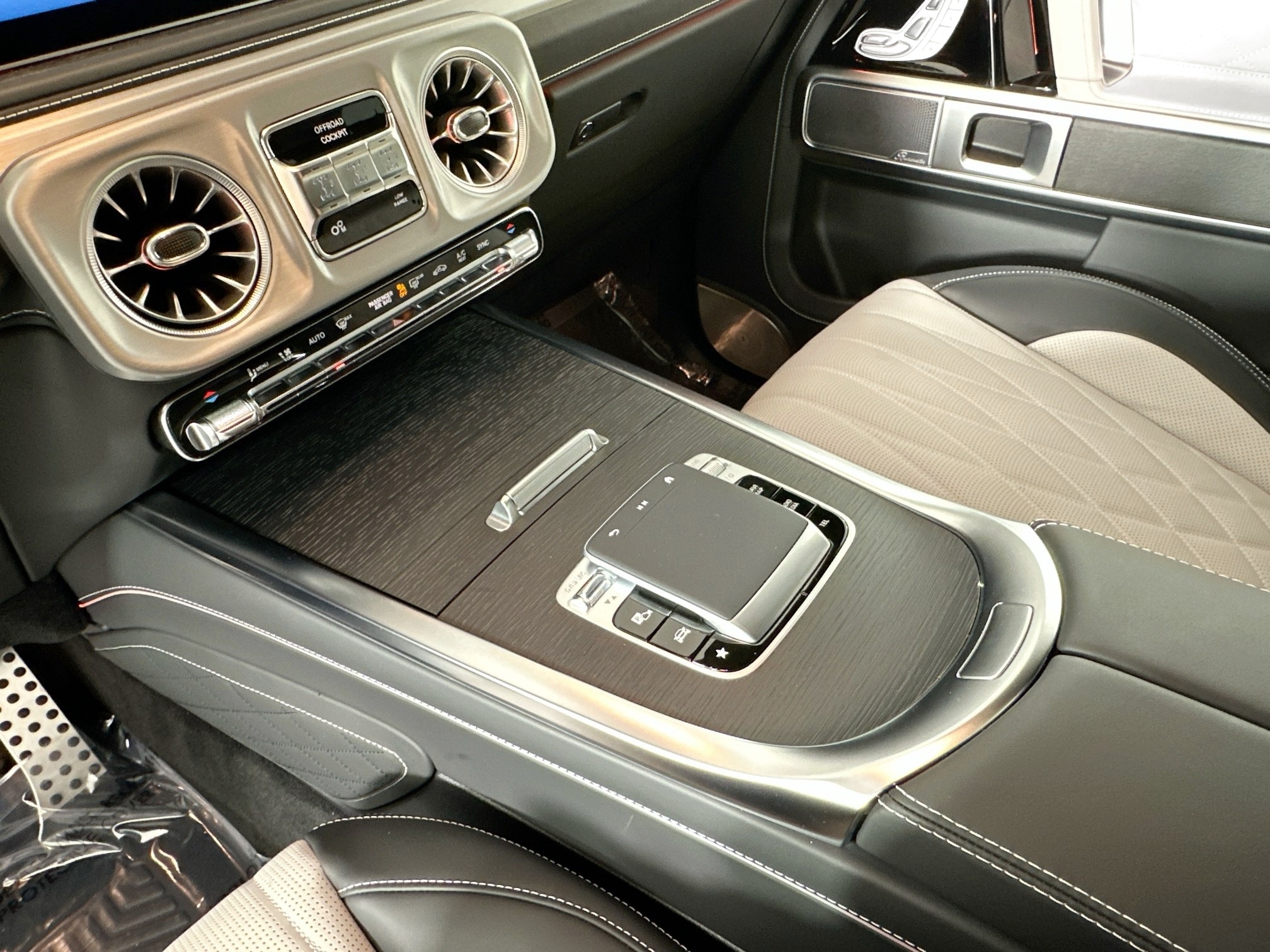 used 2025 Mercedes-Benz G-Class car