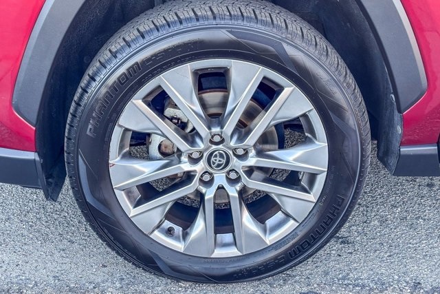 used 2020 Toyota RAV4 car, priced at $21,592