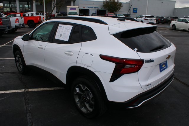 used 2025 Chevrolet Trax car, priced at $24,336